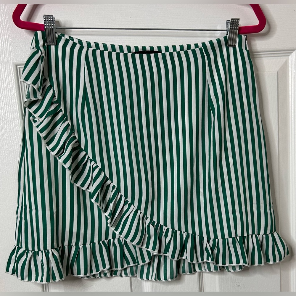 missguided mini skirt